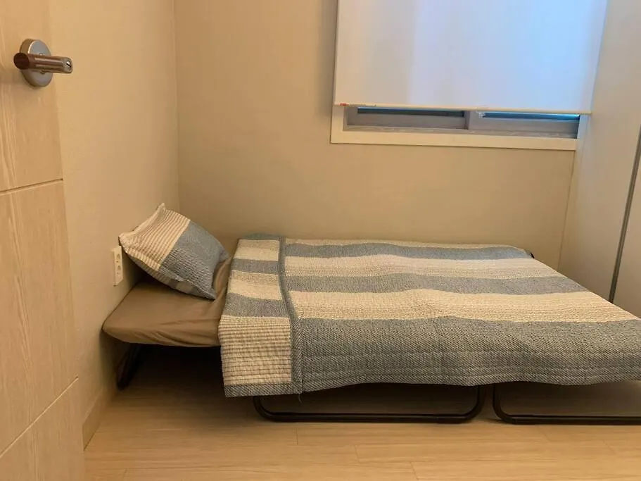 Playground 7 - Kid Jungle Gym, Oceanview, Parking Lot Apartment Busan