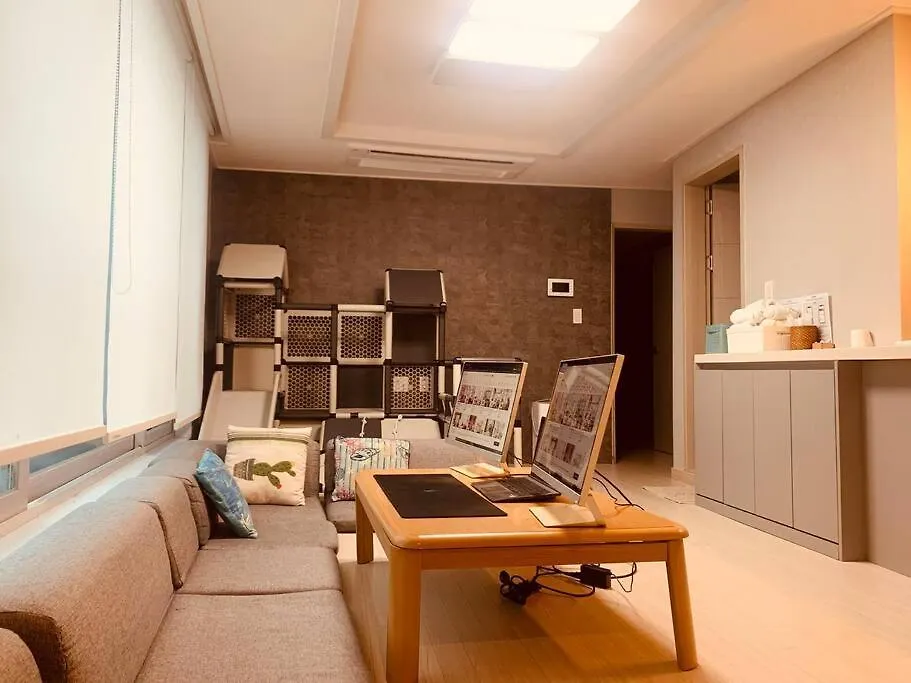 Playground 7 - Kid Jungle Gym, Oceanview, Parking Lot Apartment Busan